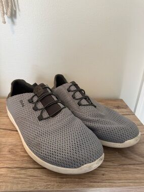 OluKai Men's Gray Knit Slip-On Sneakers